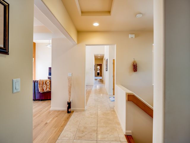 175 Maple Drive, Los Alamos, NM 87544