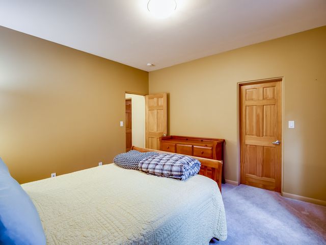 175 Maple Drive, Los Alamos, NM 87544