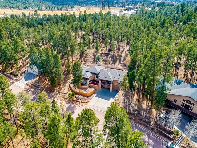 175 Maple Drive, Los Alamos, NM 87544