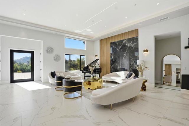 14989 Orchard View Drive, Poway, CA 92064