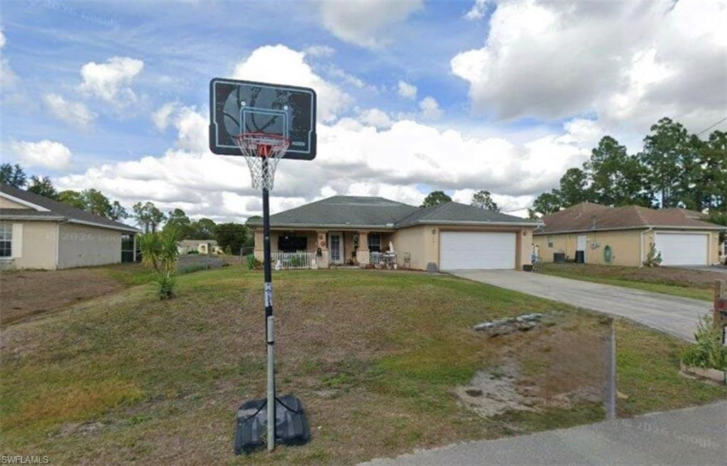 3606 5th ST SW, Lehigh Acres, FL 33976