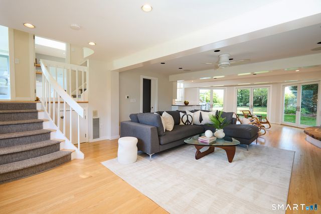 16 Harbor Road, Westport, CT 06880