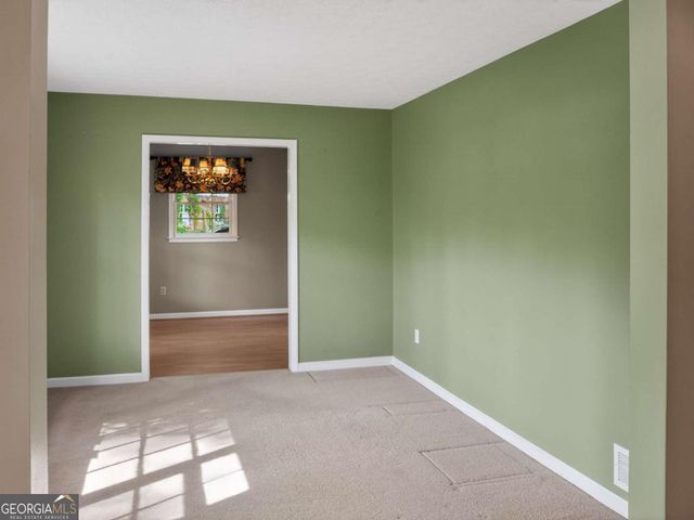 1912 King Arthurs Court, Marietta, GA 30062