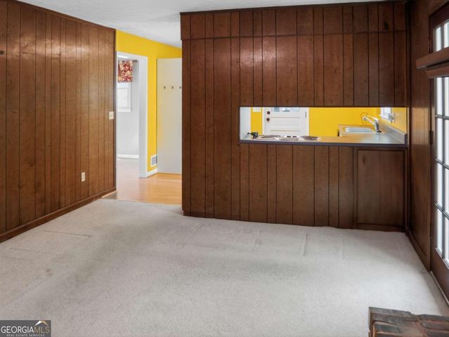 1912 King Arthurs Court, Marietta, GA 30062