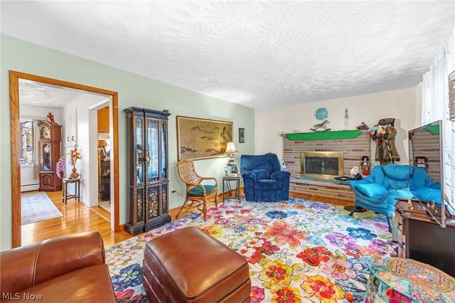 67 Valencia Drive, Cuyahoga Falls, OH 44223