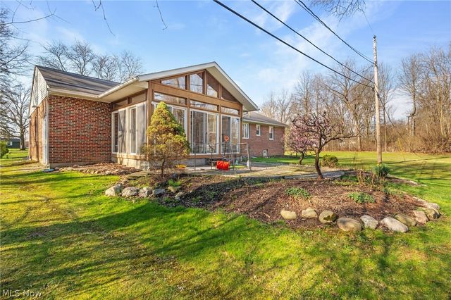 67 Valencia Drive, Cuyahoga Falls, OH 44223
