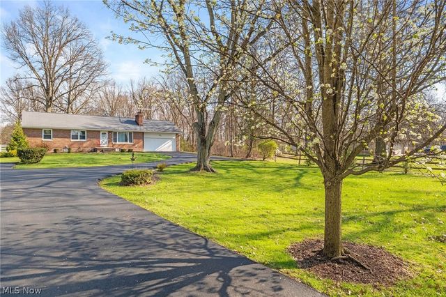 67 Valencia Drive, Cuyahoga Falls, OH 44223
