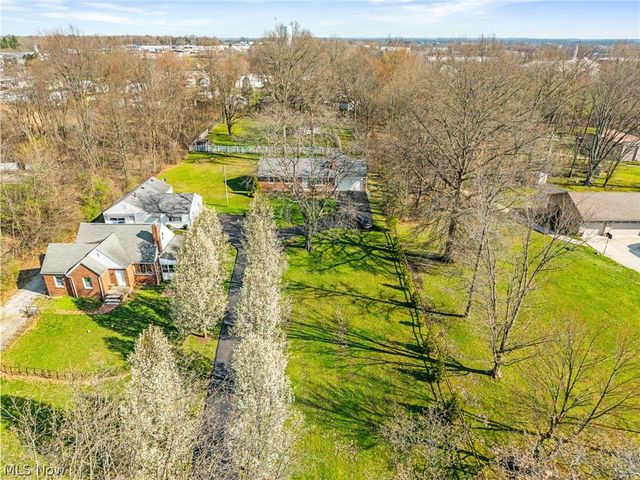 67 Valencia Drive, Cuyahoga Falls, OH 44223