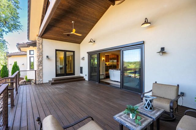 10165 Coyote Ridge Ct, Auburn, CA 95602