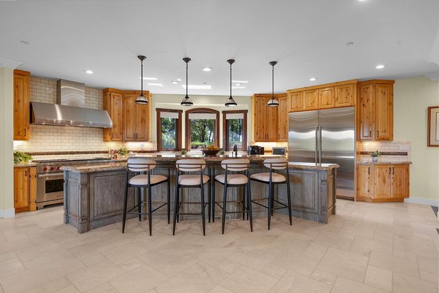 10165 Coyote Ridge Ct, Auburn, CA 95602