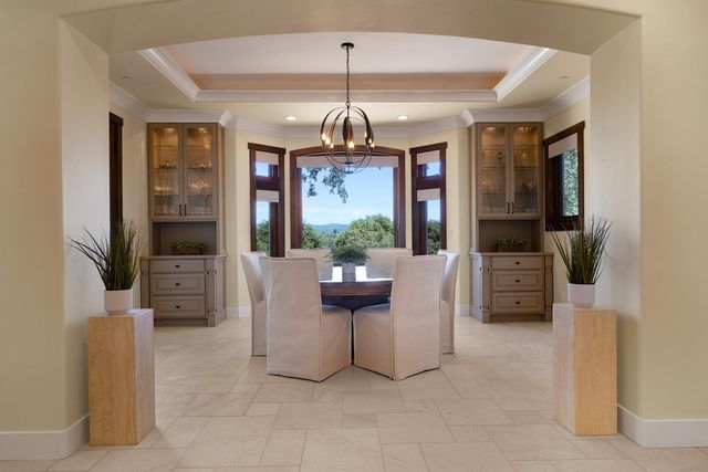 10165 Coyote Ridge Ct, Auburn, CA 95602