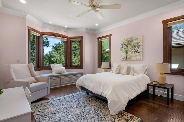10165 Coyote Ridge Ct, Auburn, CA 95602