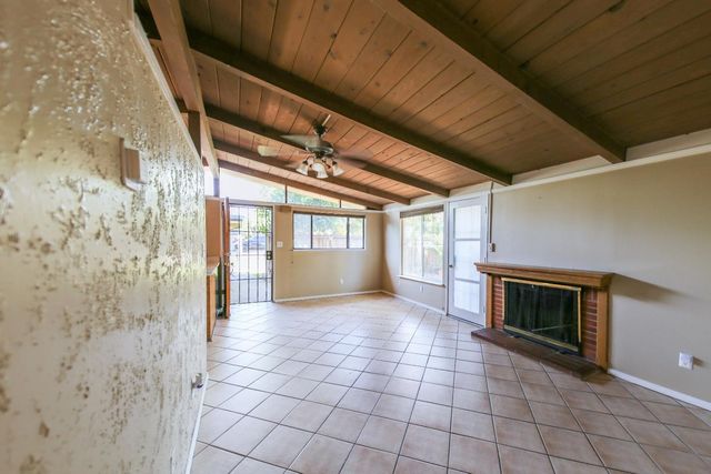 340 Walnut Lane, Gilroy, CA 95020