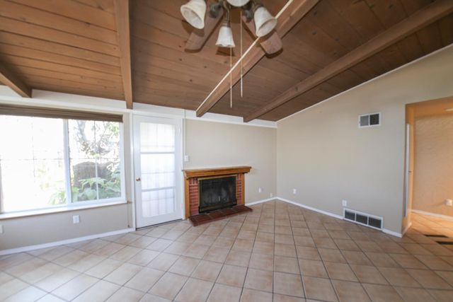 340 Walnut Lane, Gilroy, CA 95020