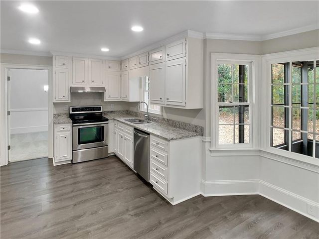 2331 Laura Court, Snellville, GA 30039