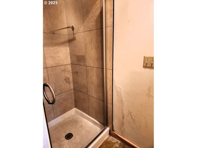 68766 WEATHERFORD Rd, Arlington, OR 97812