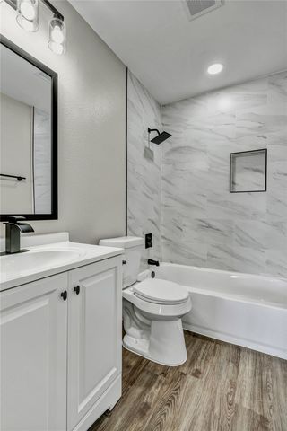 1901 Sandy Lane, Irving, TX 75060