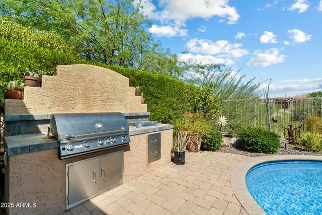 29989 N WHIPSAW Road, Peoria, AZ 85383