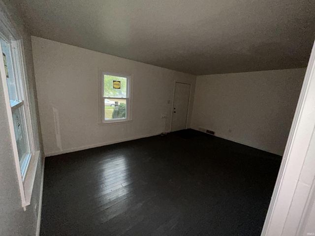 2910 Chestnut Street, Fort Wayne, IN 46803