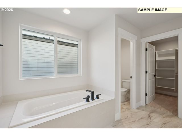 18208 Ne 16th St, Vancouver, WA 98684