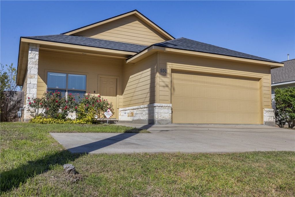 930 West 28th Street, Bryan, TX 77803