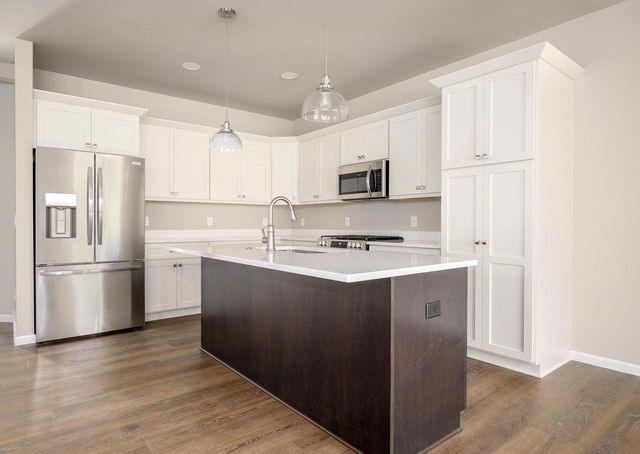 5902 Saturn Drive, Madison, WI 53718