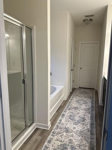 541 Burchell LN, Columbia, TN 38401