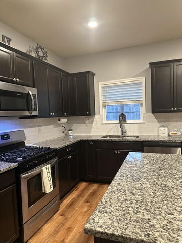 541 Burchell LN, Columbia, TN 38401