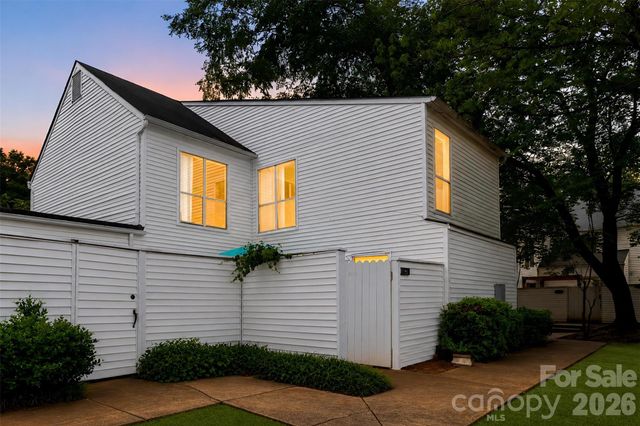 7130 Stonington Lane, Charlotte, NC 28227