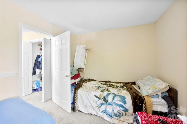 7130 Stonington Lane, Charlotte, NC 28227