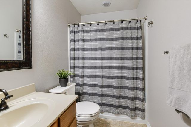 6809 Doyal DR, Austin, TX 78747