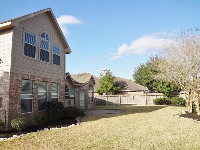 3331 Double Lake Drive, Missouri City, TX 77459