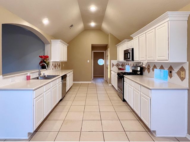 3331 Double Lake Drive, Missouri City, TX 77459