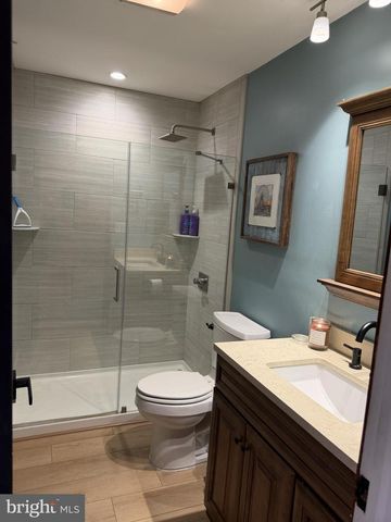 1542 LINDEN BLVD, Vineland, NJ 08361