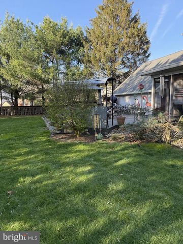 1542 LINDEN BLVD, Vineland, NJ 08361
