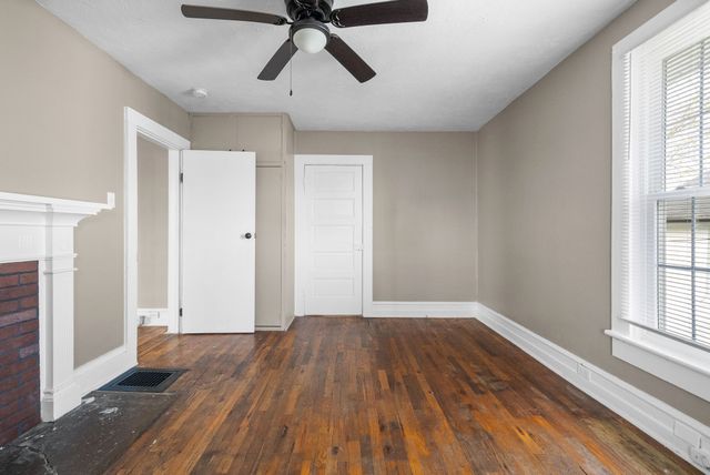 1016 Coulter St, Clarksville, TN 37040