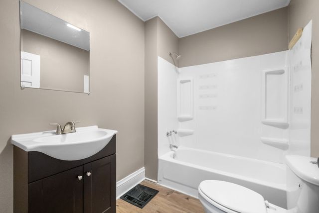 1016 Coulter St, Clarksville, TN 37040