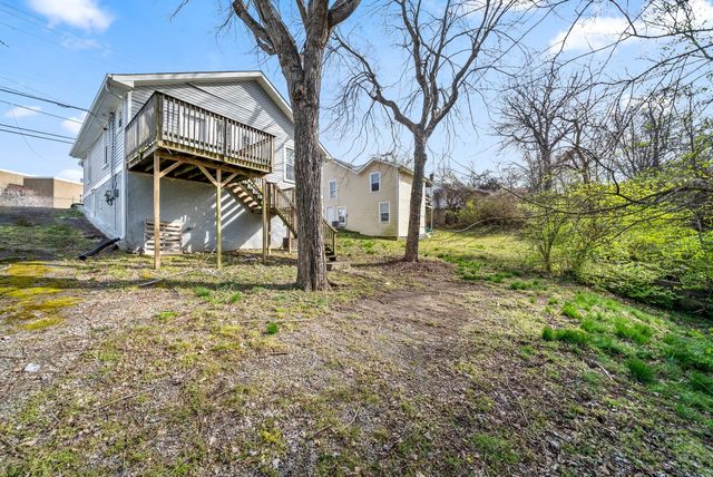 1016 Coulter St, Clarksville, TN 37040