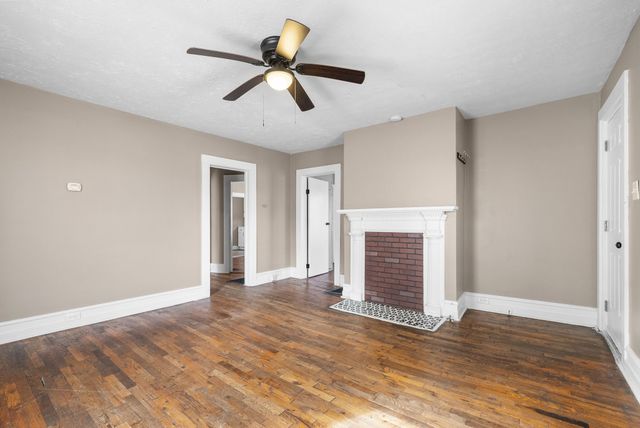 1016 Coulter St, Clarksville, TN 37040