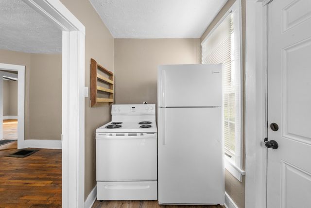 1016 Coulter St, Clarksville, TN 37040