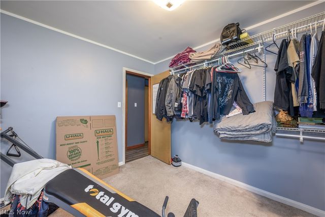 2161 Savoy Avenue, Akron, OH 44305