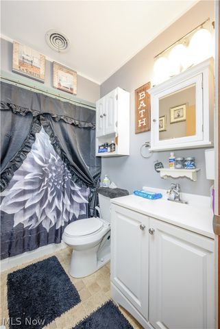 2161 Savoy Avenue, Akron, OH 44305