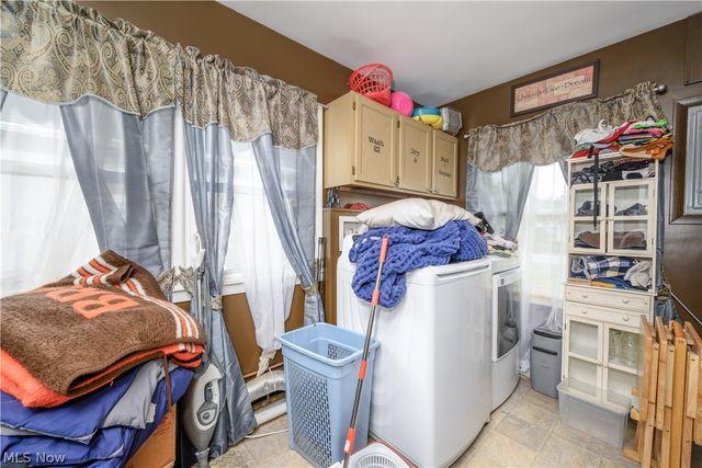 2161 Savoy Avenue, Akron, OH 44305