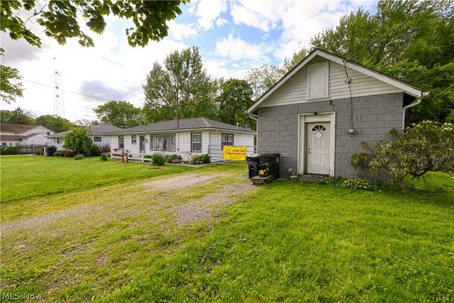 2161 Savoy Avenue, Akron, OH 44305