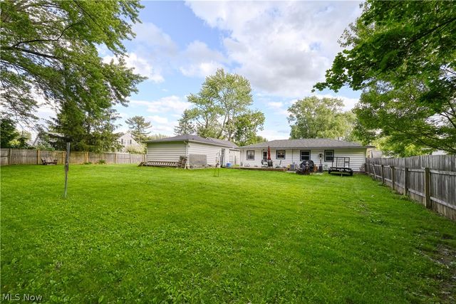 2161 Savoy Avenue, Akron, OH 44305