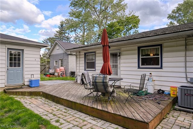 2161 Savoy Avenue, Akron, OH 44305