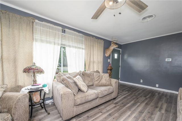 2161 Savoy Avenue, Akron, OH 44305