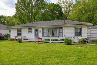 2161 Savoy Avenue, Akron, OH 44305