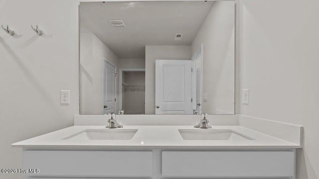 117 Claude Street, La Grange, NC 28551