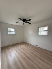 611 6th Avenue SE, Altoona, IA 50009